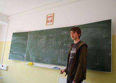 10 33